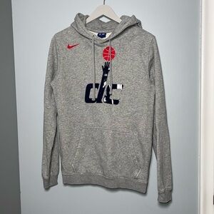 EUC Nike Washington DC Wizards NBA Sweatshirt Hoodie